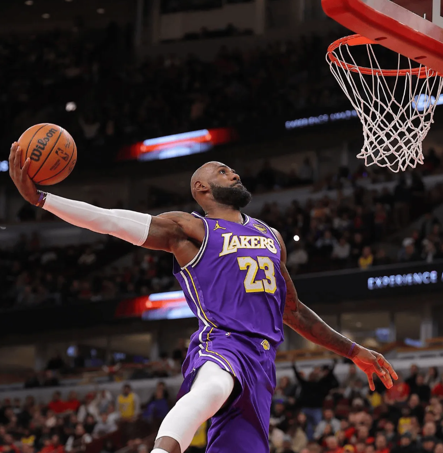 开云体育-湖人复仇！詹姆斯连创5大NBA神迹，东契奇队史第一，八村塁轰23分